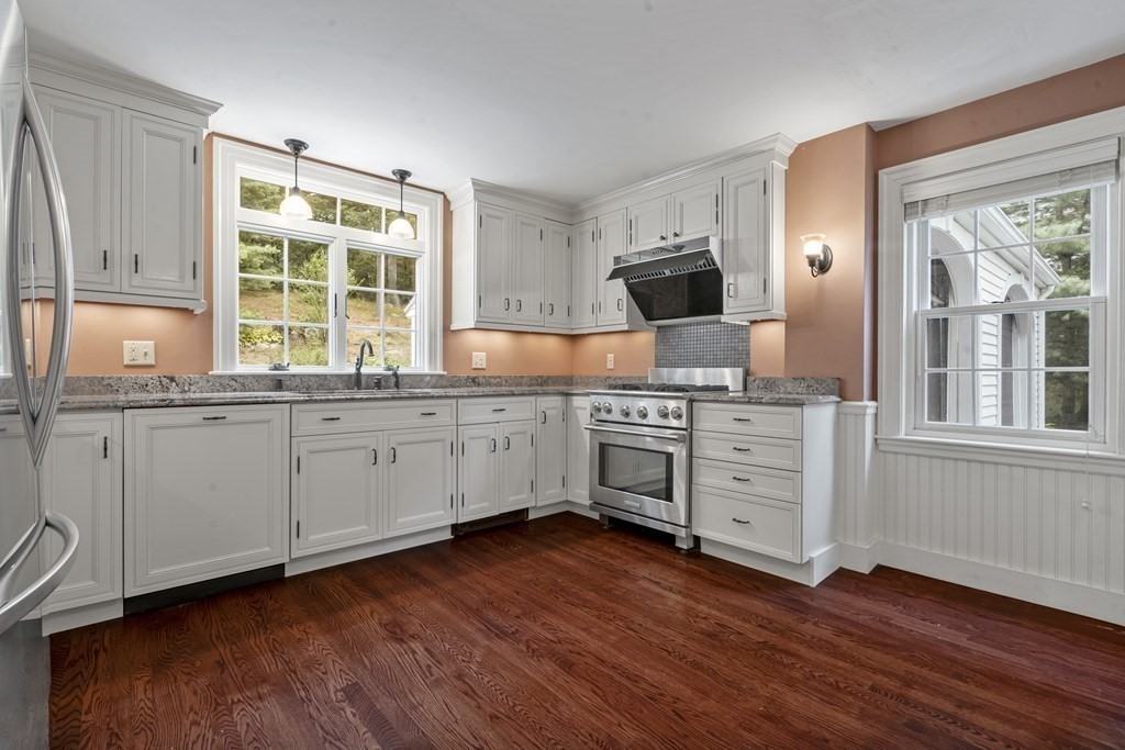 19 Downing Rd - Photo 2 of 12