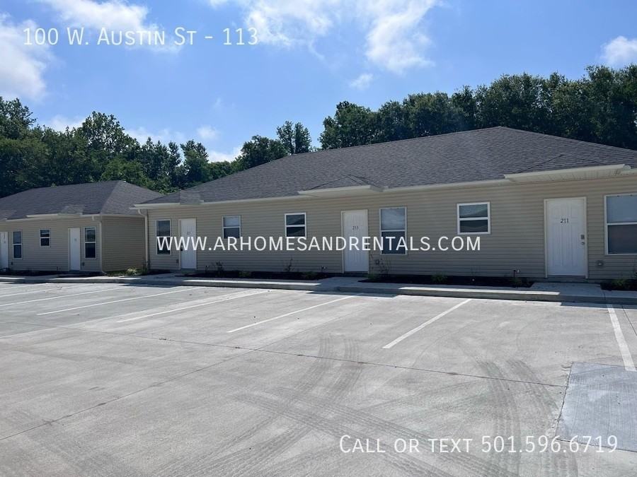 100 W Austin St #113 - Photo 2 of 16