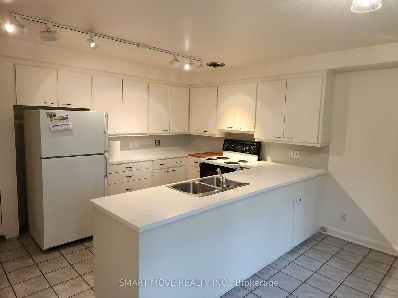 11 Valecrest Drive #5502 - Photo 2 of 6