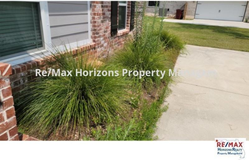 6884 Buckthorn Cir - Photo 2 of 13