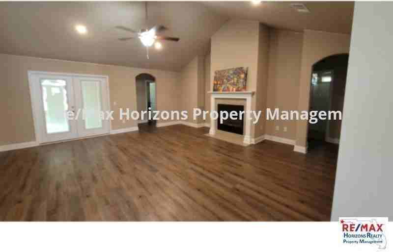 6884 Buckthorn Cir - Photo 3 of 13