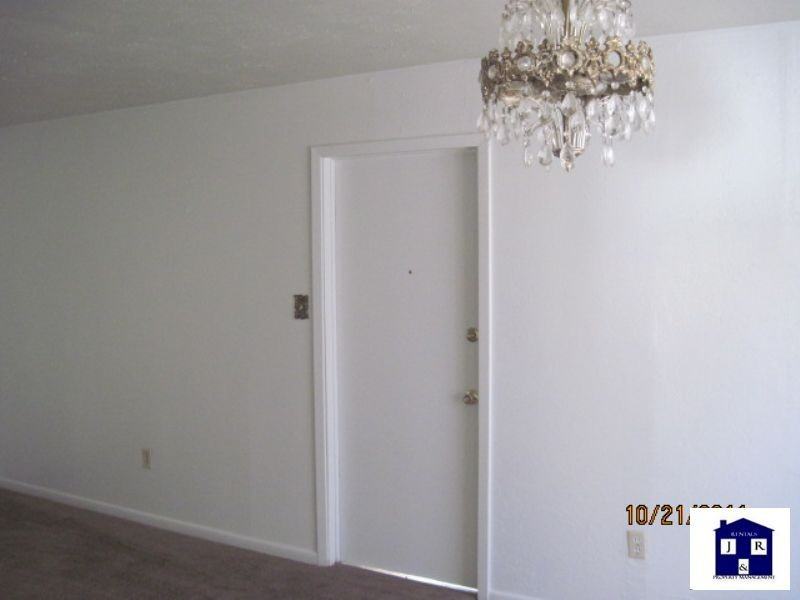 502 S 9th St - Photo 2 of 50