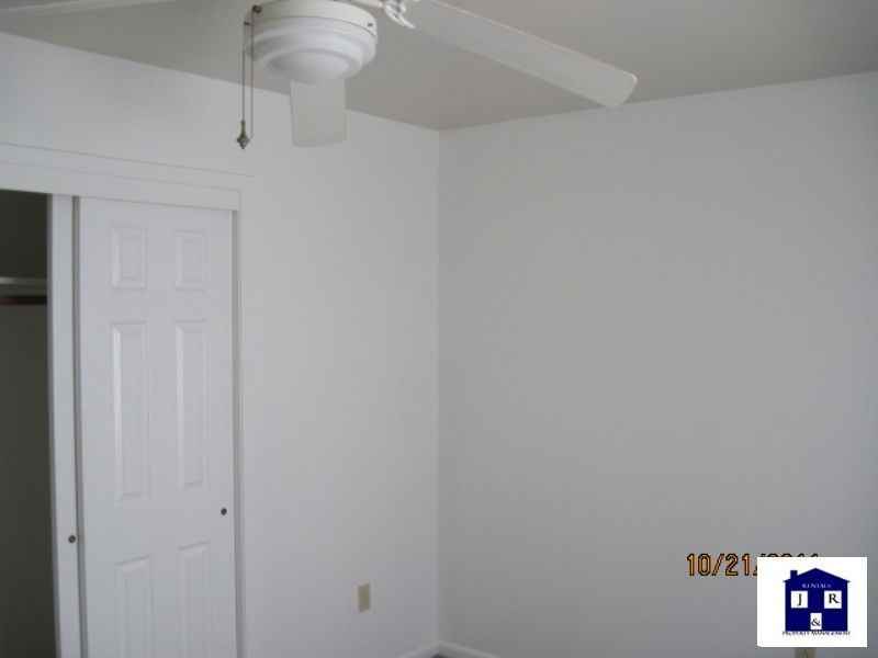 502 S 9th St - Photo 3 of 50