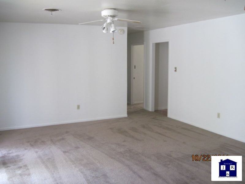 502 S 9th St - Photo 4 of 50