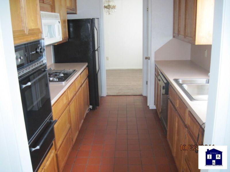 502 S 9th St - Photo 6 of 50