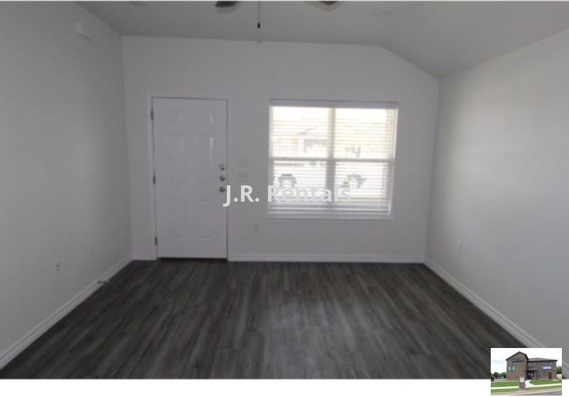 118 Wind Ridge Drive Dr., Unit A #A - Photo 4 of 25