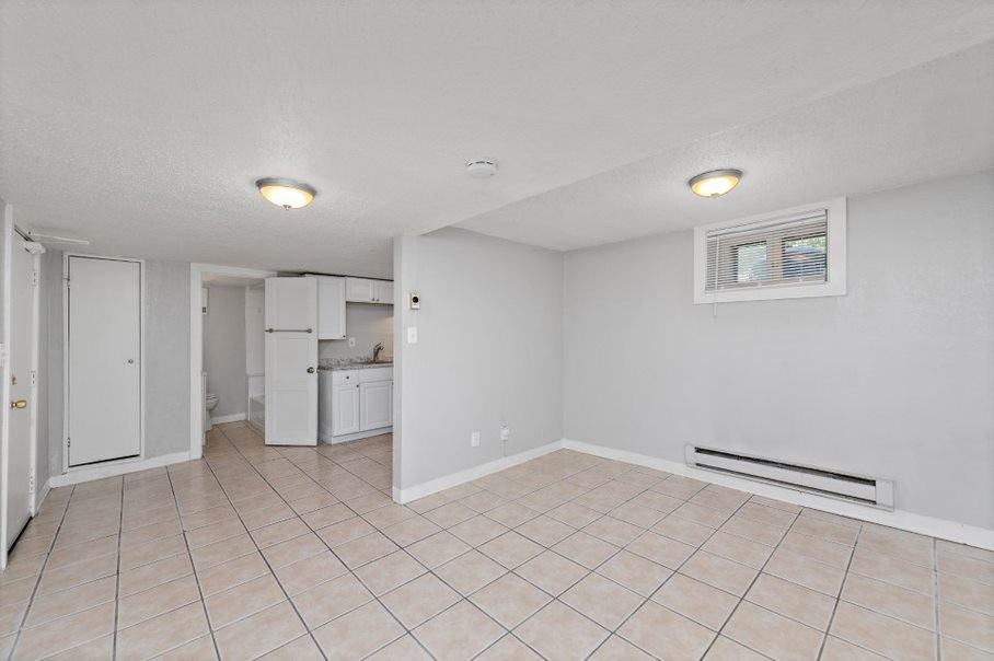 4035 Charlotte St #4039 - Photo 5 of 22