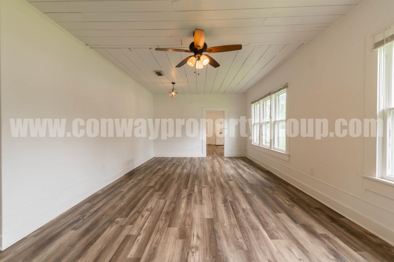 1404 Clifton St #1404 - Photo 5 of 19