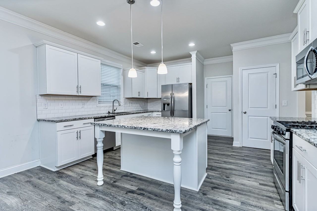 110 Northwild Dr #1 - Photo 5 of 24