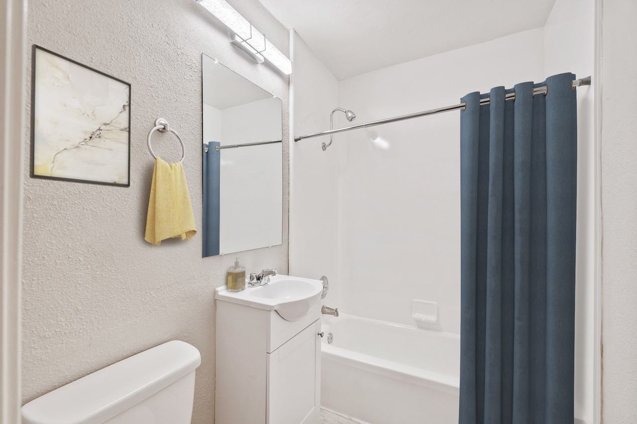 3240 Mission Avenue #113 - Photo 3 of 4