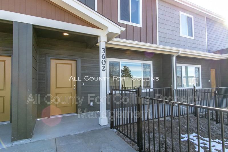 3602 Ronald Reagan Ave - Photo 3 of 21