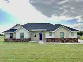 featured image of 5193 Red Maple Ave