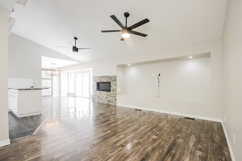 8549 Wild Cherry Dr - Photo 3 of 18