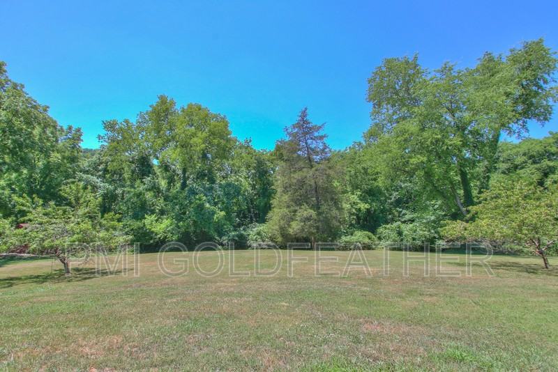 3747 Westport Dr - Photo 3 of 40