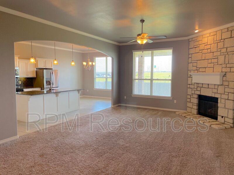 9016 Sw 48th Ter - Photo 3 of 20