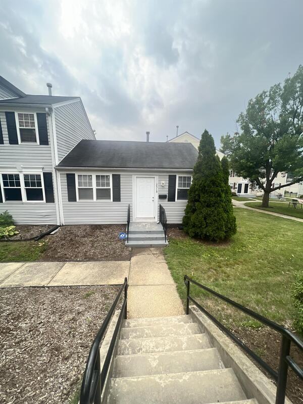 2518 Kent Village Dr