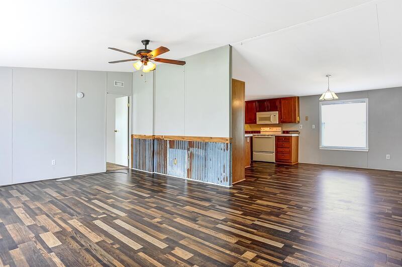 249 Gun Club Rd - Photo 2 of 10