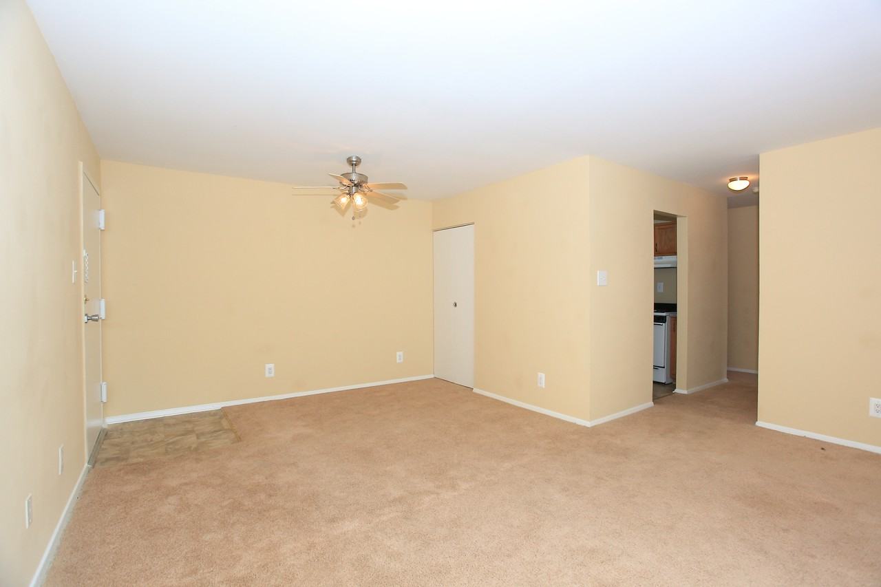 Linden Park Apartments - Photo 3 of 10