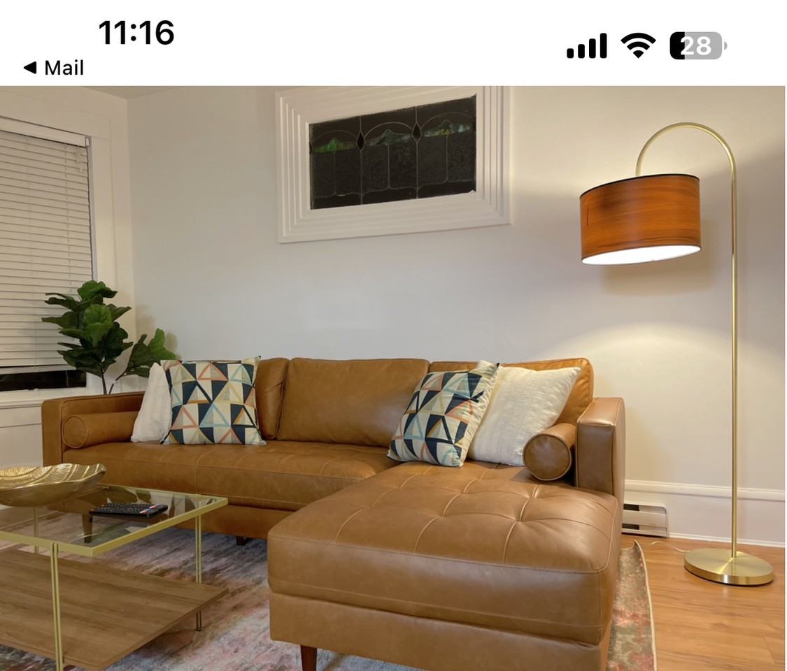 1549 Maple St - Photo 5 of 19