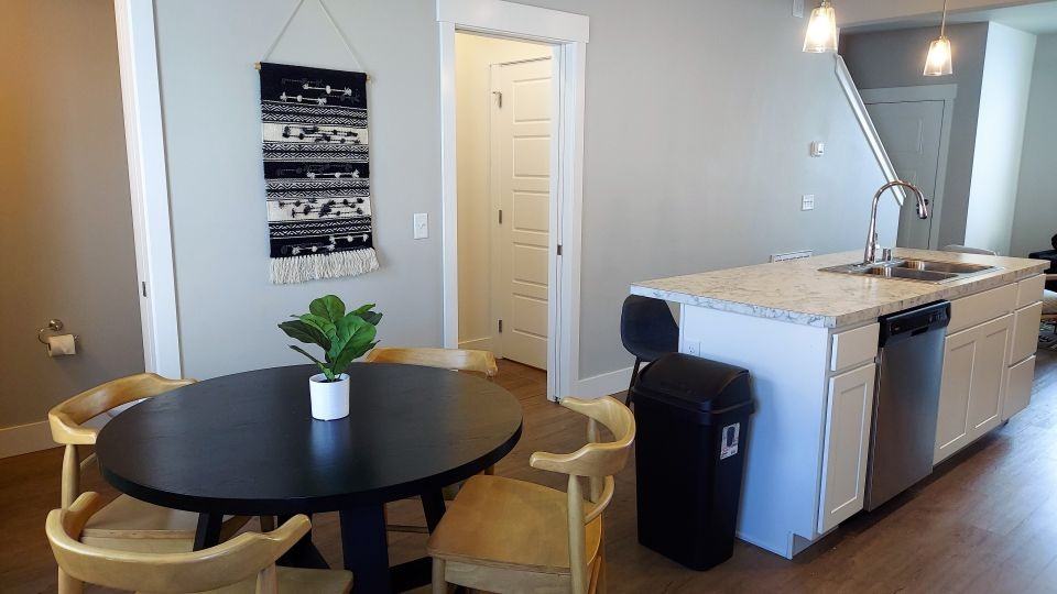 6145 Farmstead Ave #101 - Photo 2 of 9