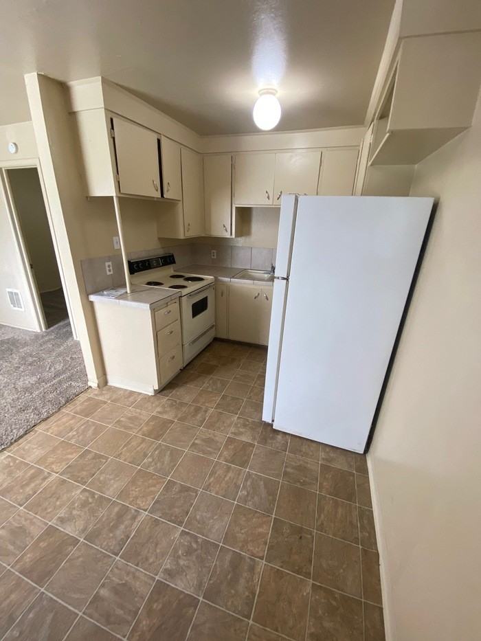 3149 N 33rd St #1 - Photo 2 of 12