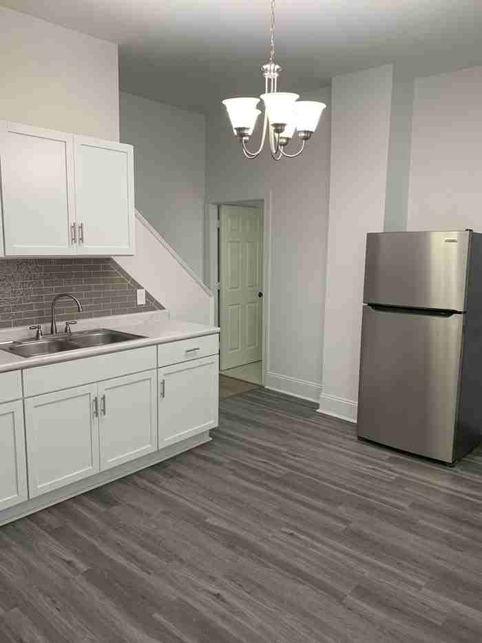 1926 Eastern Ave - Photo 2 of 14