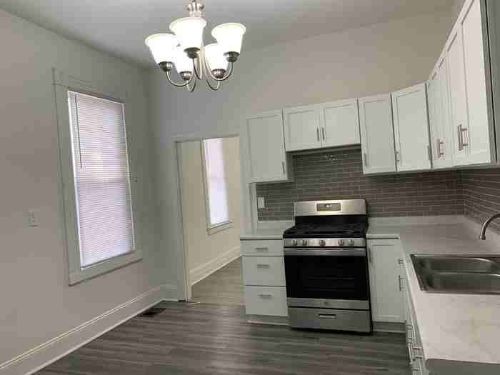 1926 Eastern Ave - Photo 3 of 14