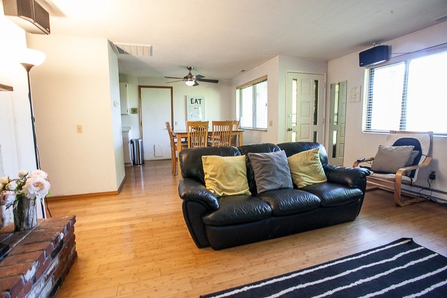 1327 Columbia St #NA - Photo 3 of 14
