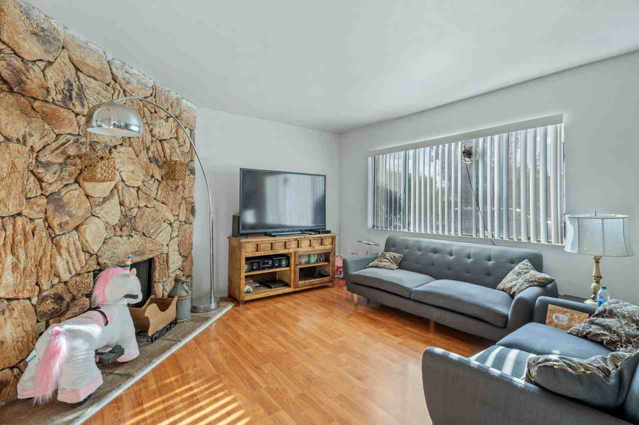 1553 Dennis Pl #A - Photo 2 of 10