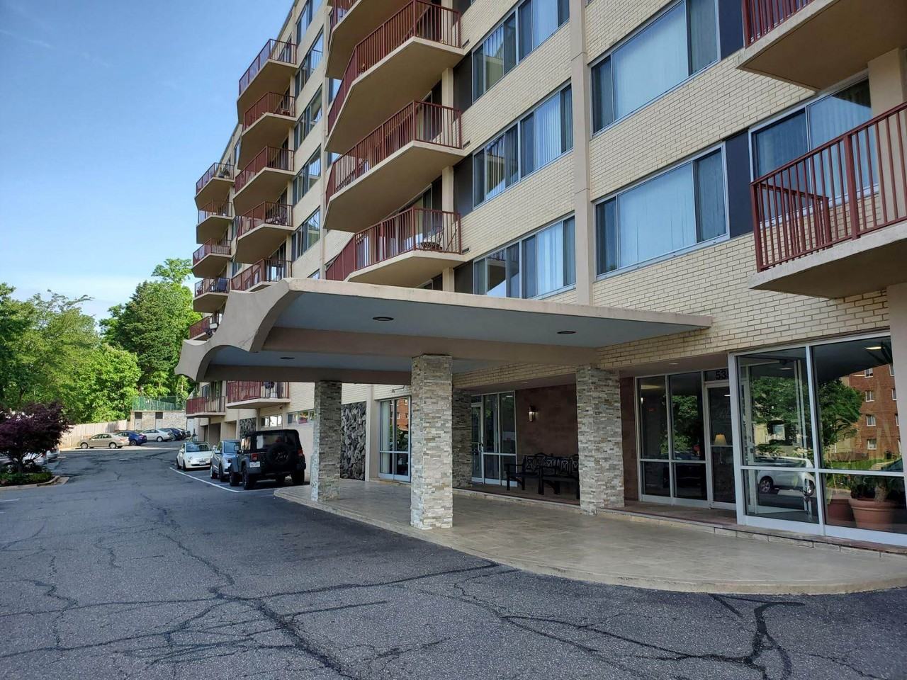5353 Columbia Pike #110