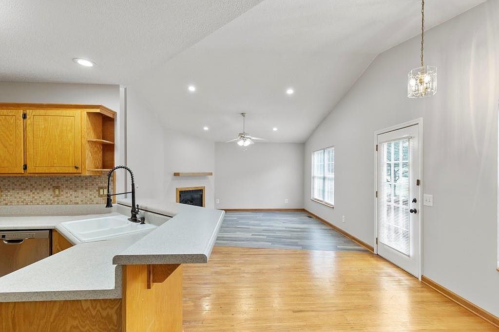 4 Grafton St #NA - Photo 2 of 4