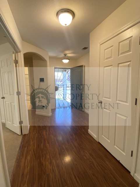 510 S Renn Ave #NA - Photo 2 of 13