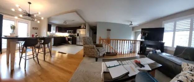 Wayne Cres. Duplex - Photo 3 of 19