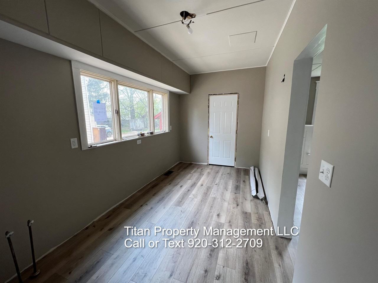 757 Woodland Ave #1 - Photo 4 of 14