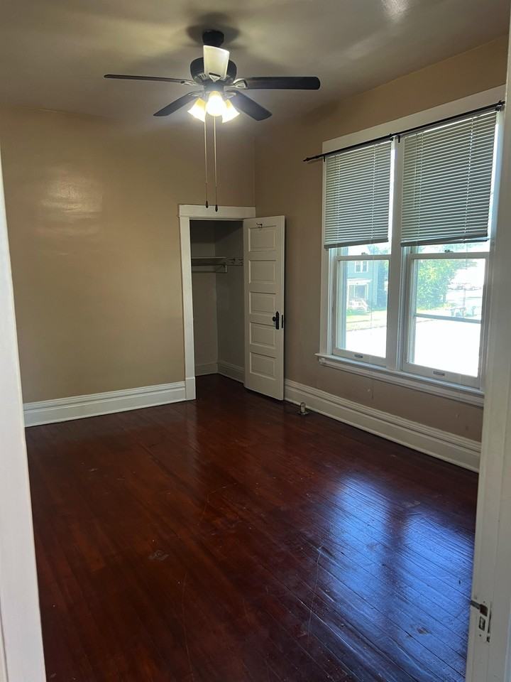 157 Michigan Ave #4 - Photo 2 of 17