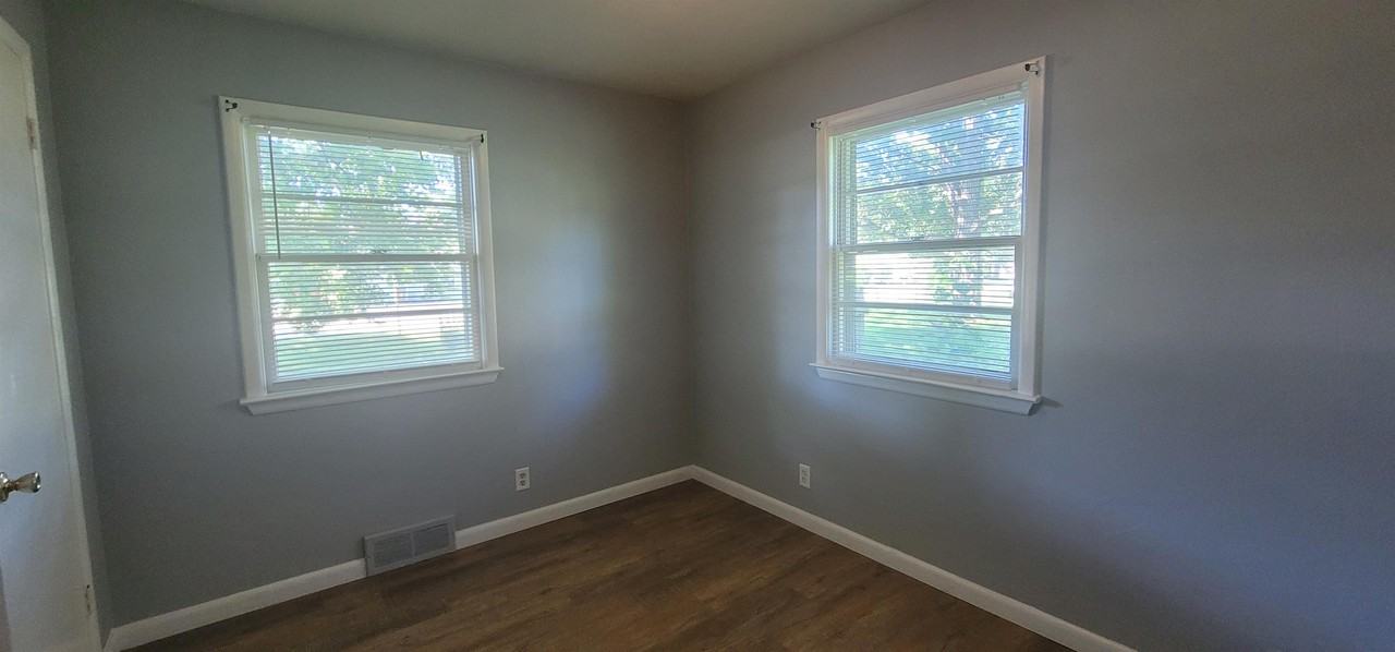 36 Liberty Blvd #1 - Photo 7 of 10