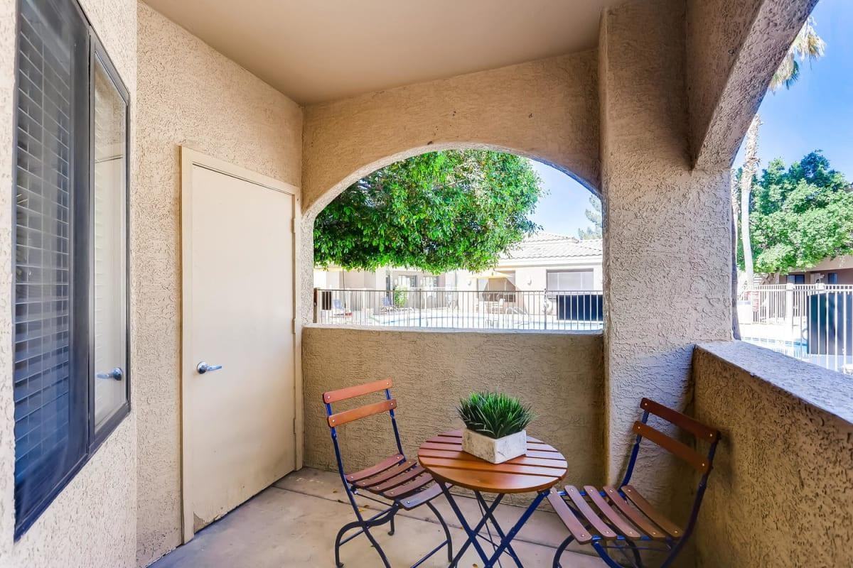 20245 N 32nd Dr - Photo 4 of 35