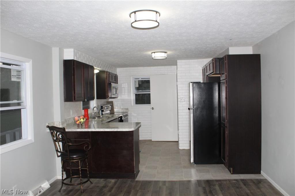 4134 Beckley Rd - Photo 2 of 8