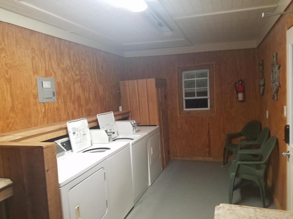 502 9th St Lot 9 - Photo 2 of 14