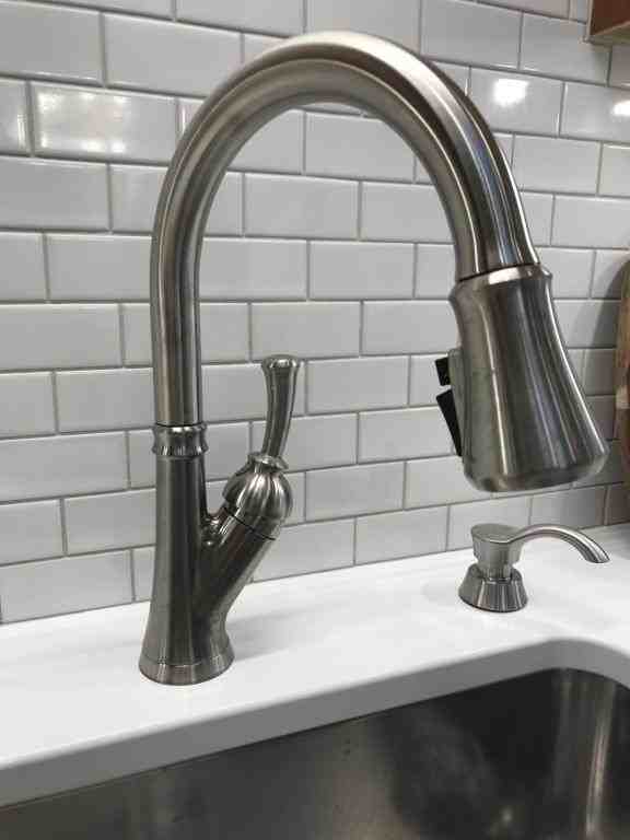 575 N Broadway #3 - Photo 5 of 16