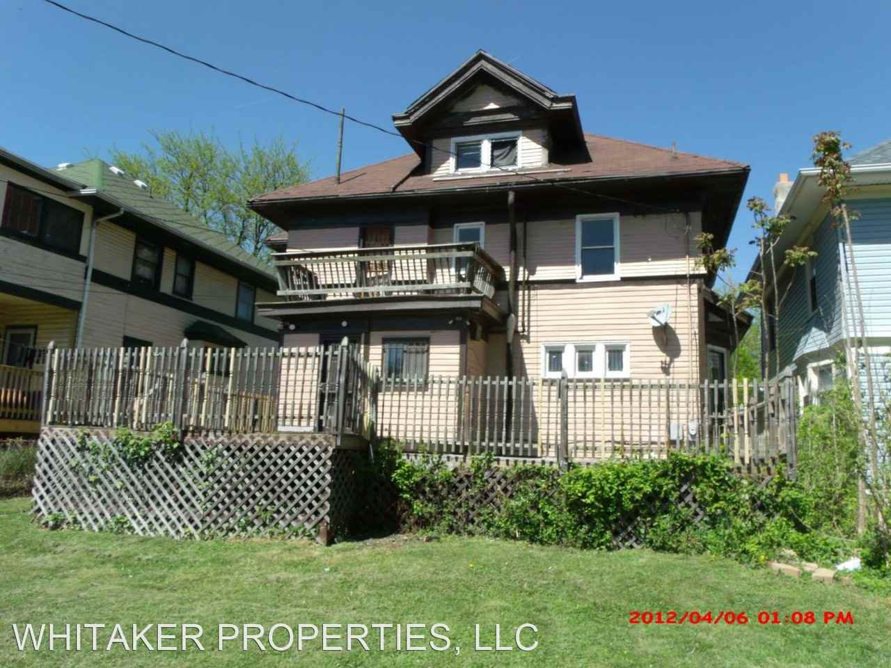 954 Manhattan Ave - Photo 2 of 33