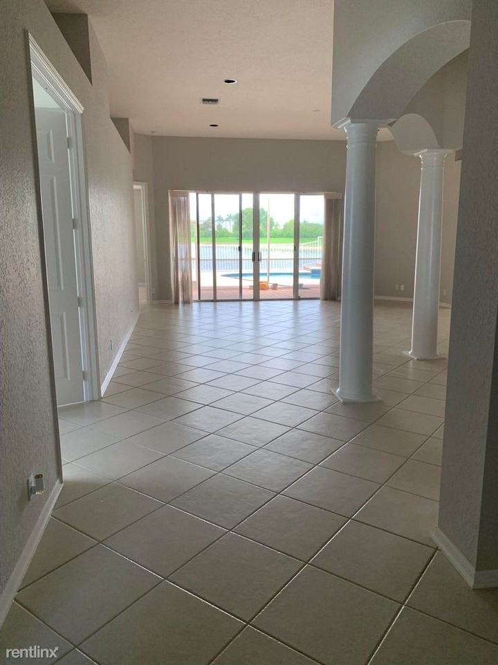 12397 Cascades Pointe Dr - Photo 3 of 10