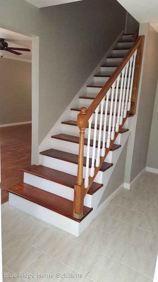 8336 Greenbriar Rd - Photo 2 of 31