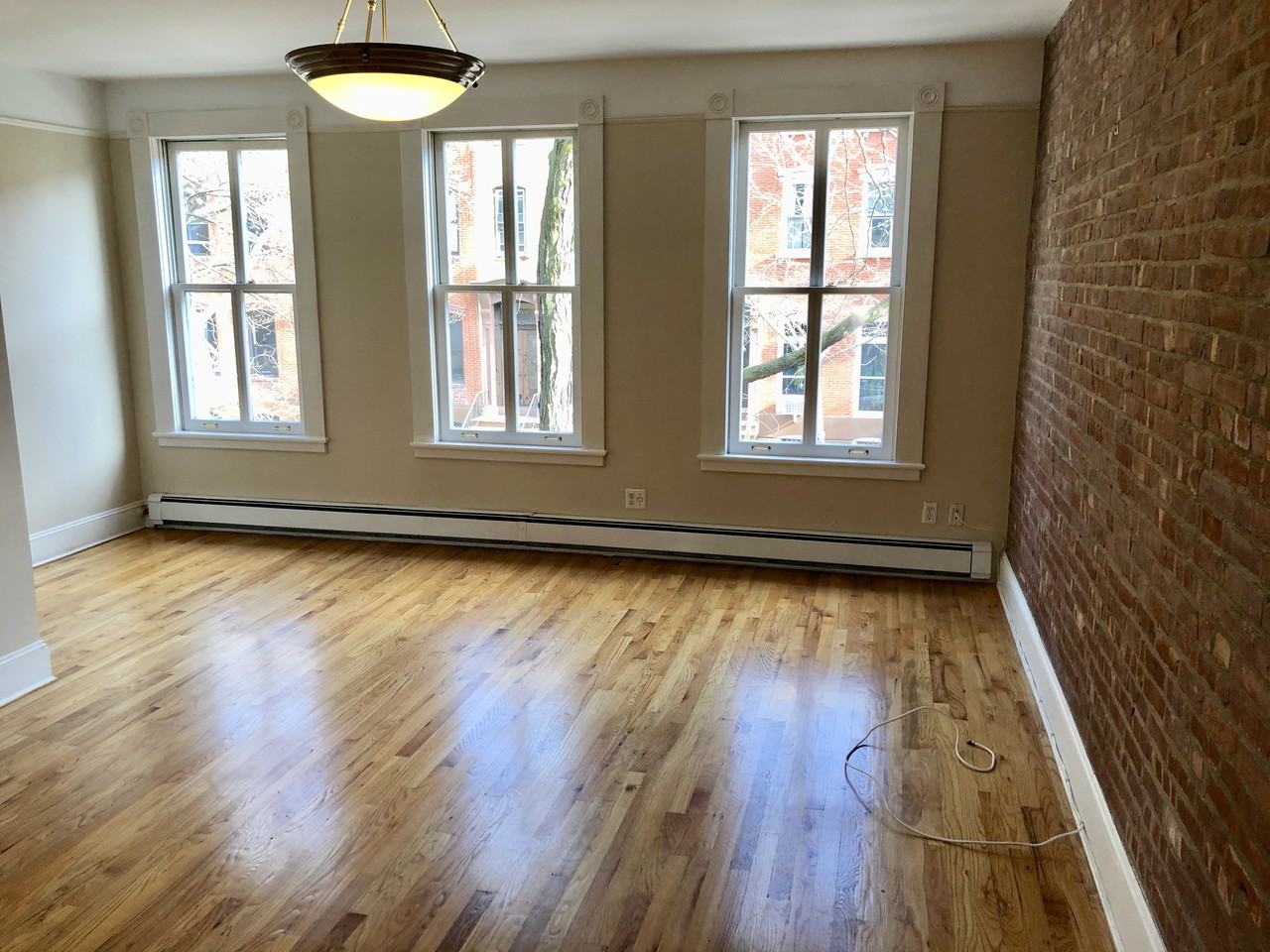 104 S Oxford St #A - Photo 2 of 7