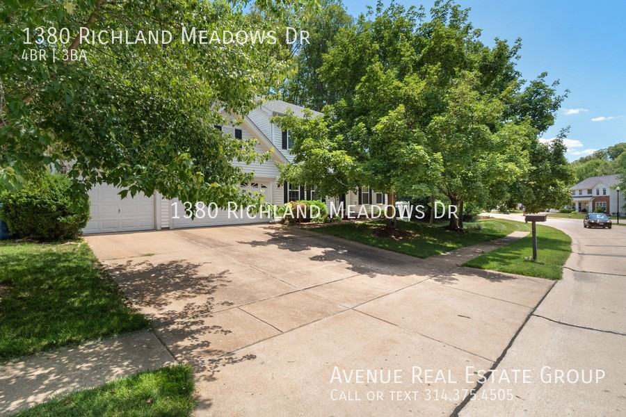 1380 Richland Meadows Dr - Photo 2 of 35