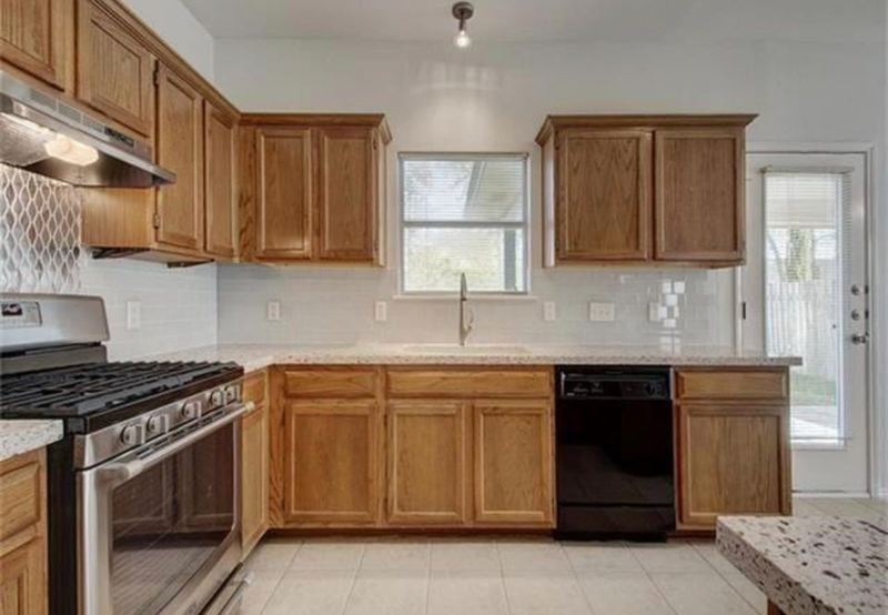 1500 Thibodeaux Dr - Photo 3 of 16