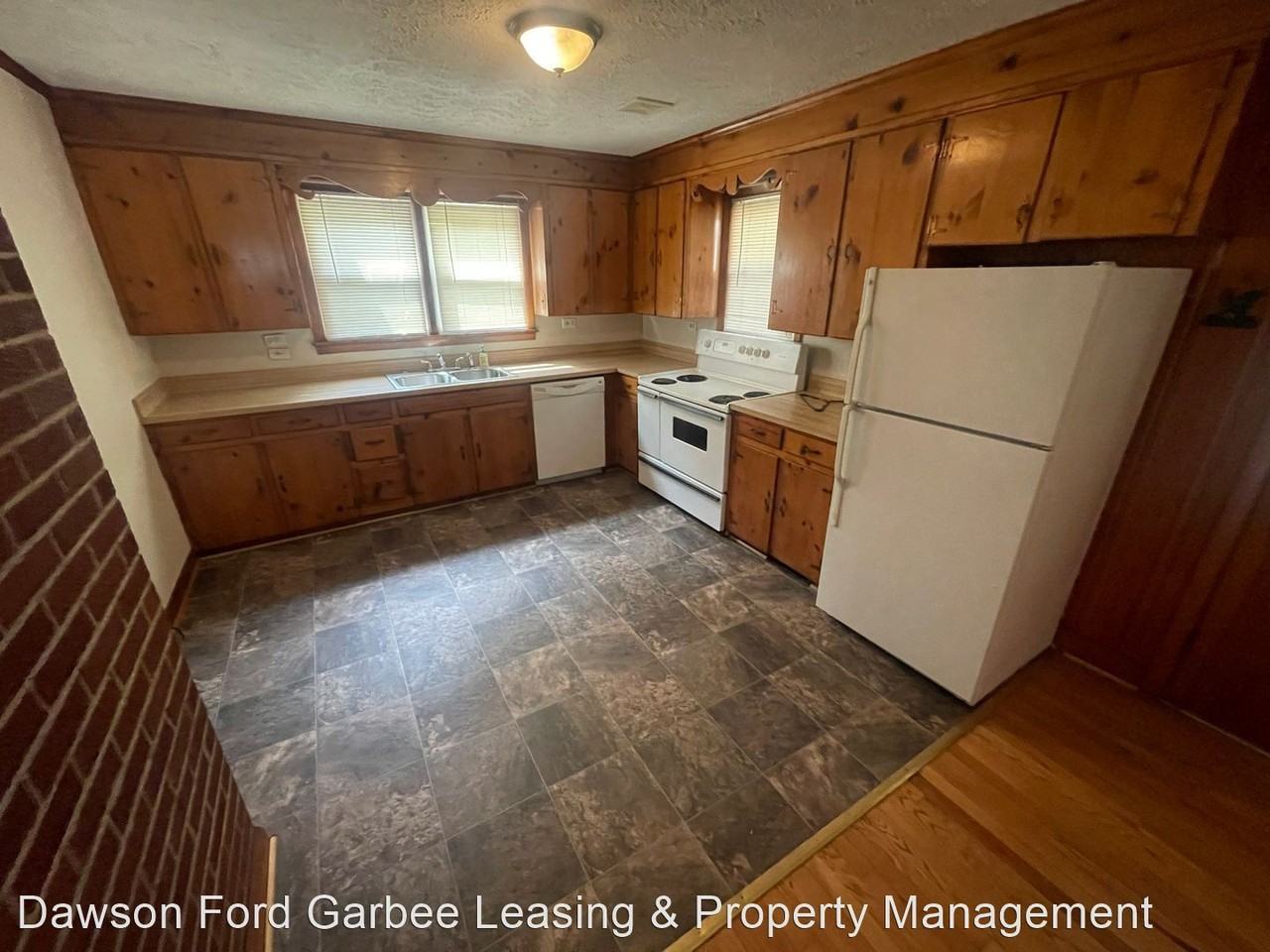 2904 Bethany Rd - Photo 3 of 27