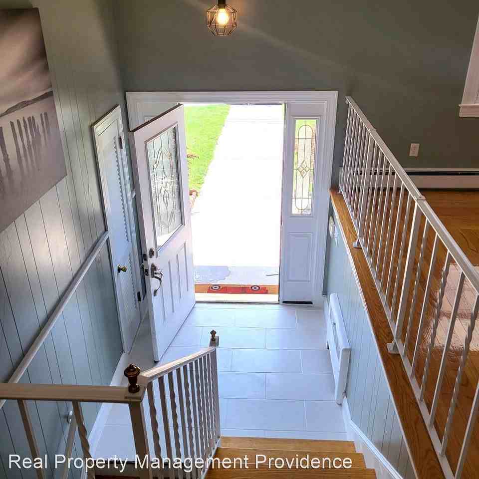 28 Brookfarm Rd - Photo 3 of 33