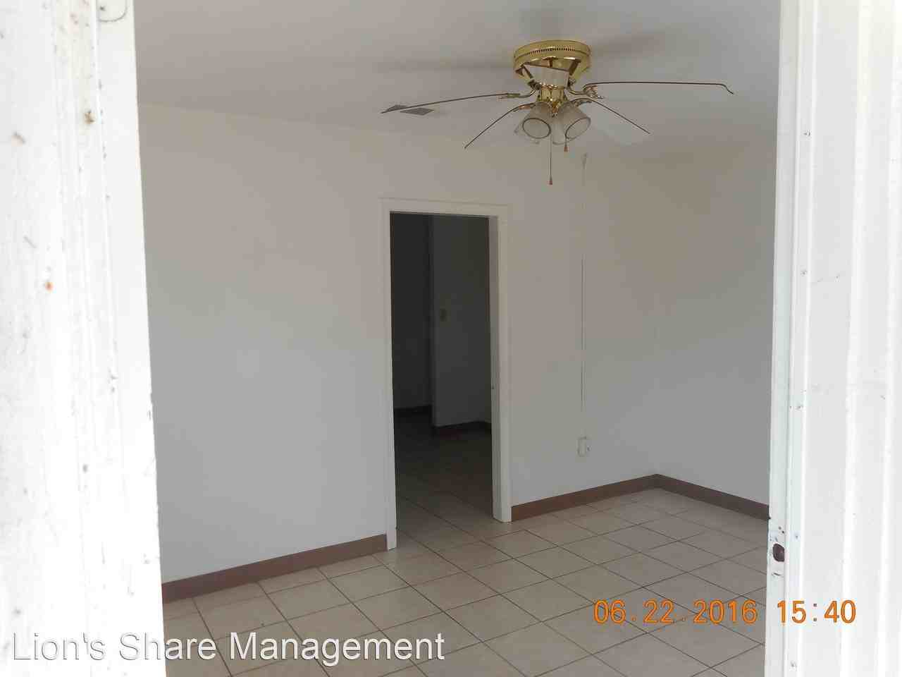 1411 Melvin St - Photo 3 of 16