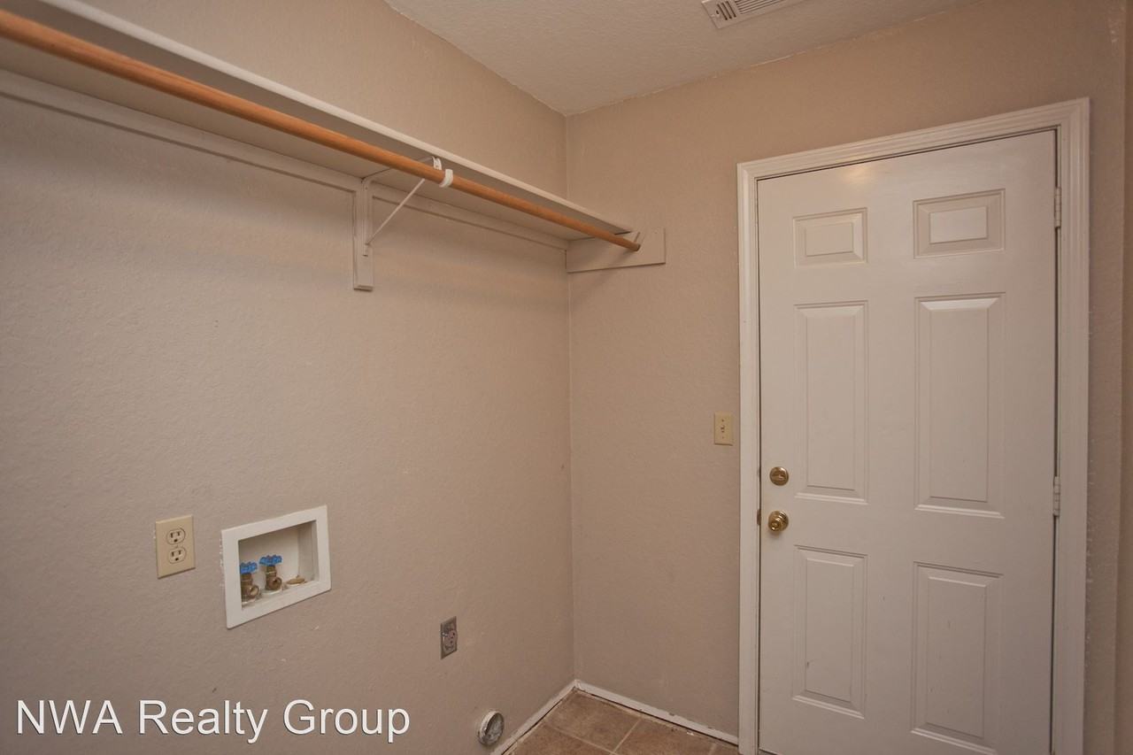 172 Killdeer Dr - Photo 3 of 20